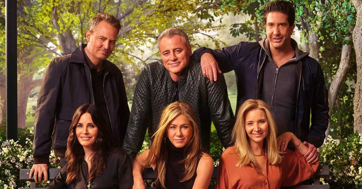 Vídeo: Elenco de Friends comparece em conjunto ao funeral de Matthew Perry